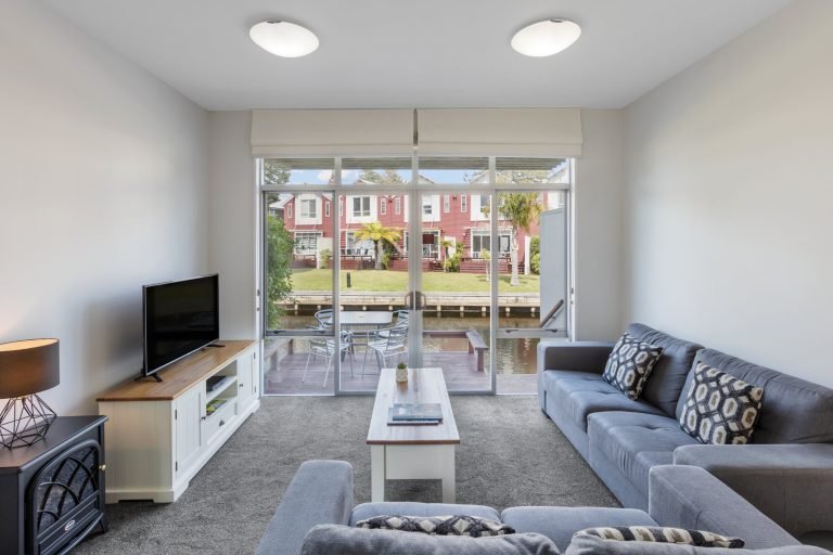 rotorua lakefront hotel 768x512