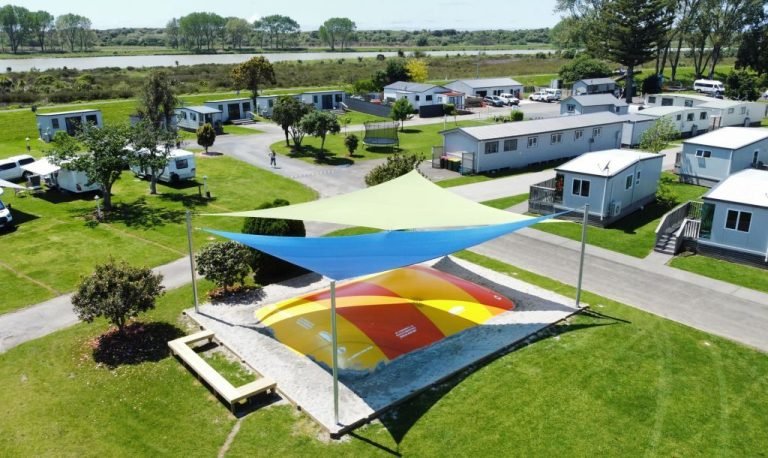 whakatane family accommodation 768x458