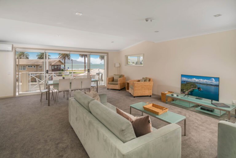 4 bedroom apartment whitianga 768x513