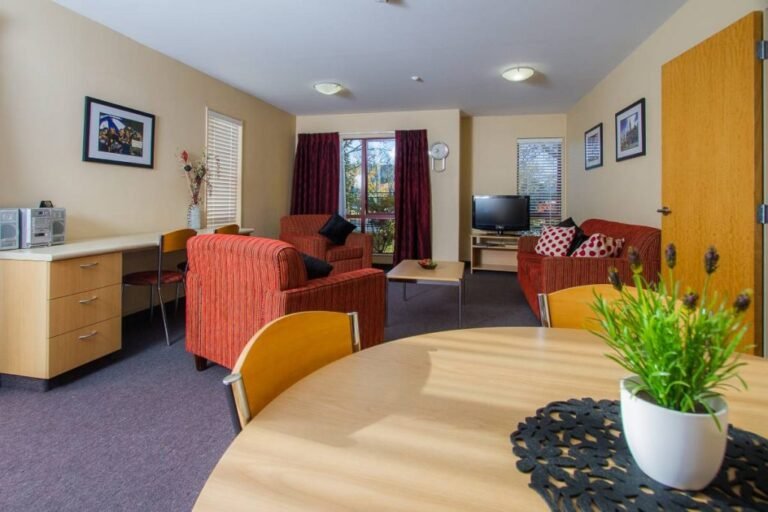 Executive Apartment dunedin 768x512