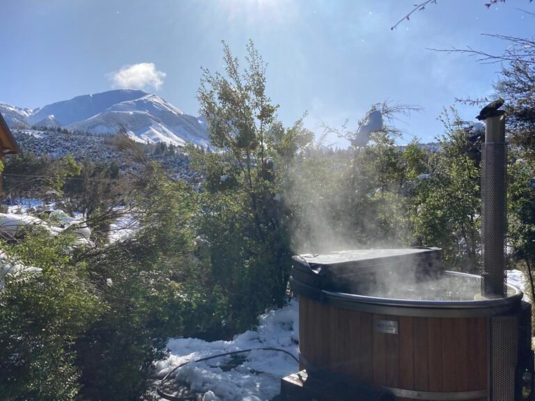 Lyford Village Cabin 768x576