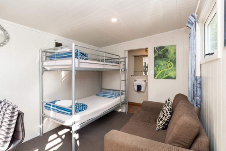 ahipara family motel 768x513