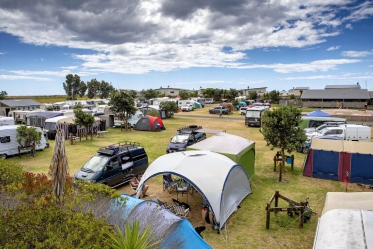 camping thornton beach 768x513