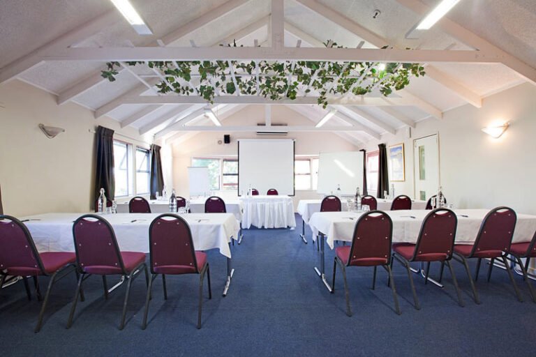 cheap auckland venue 768x512