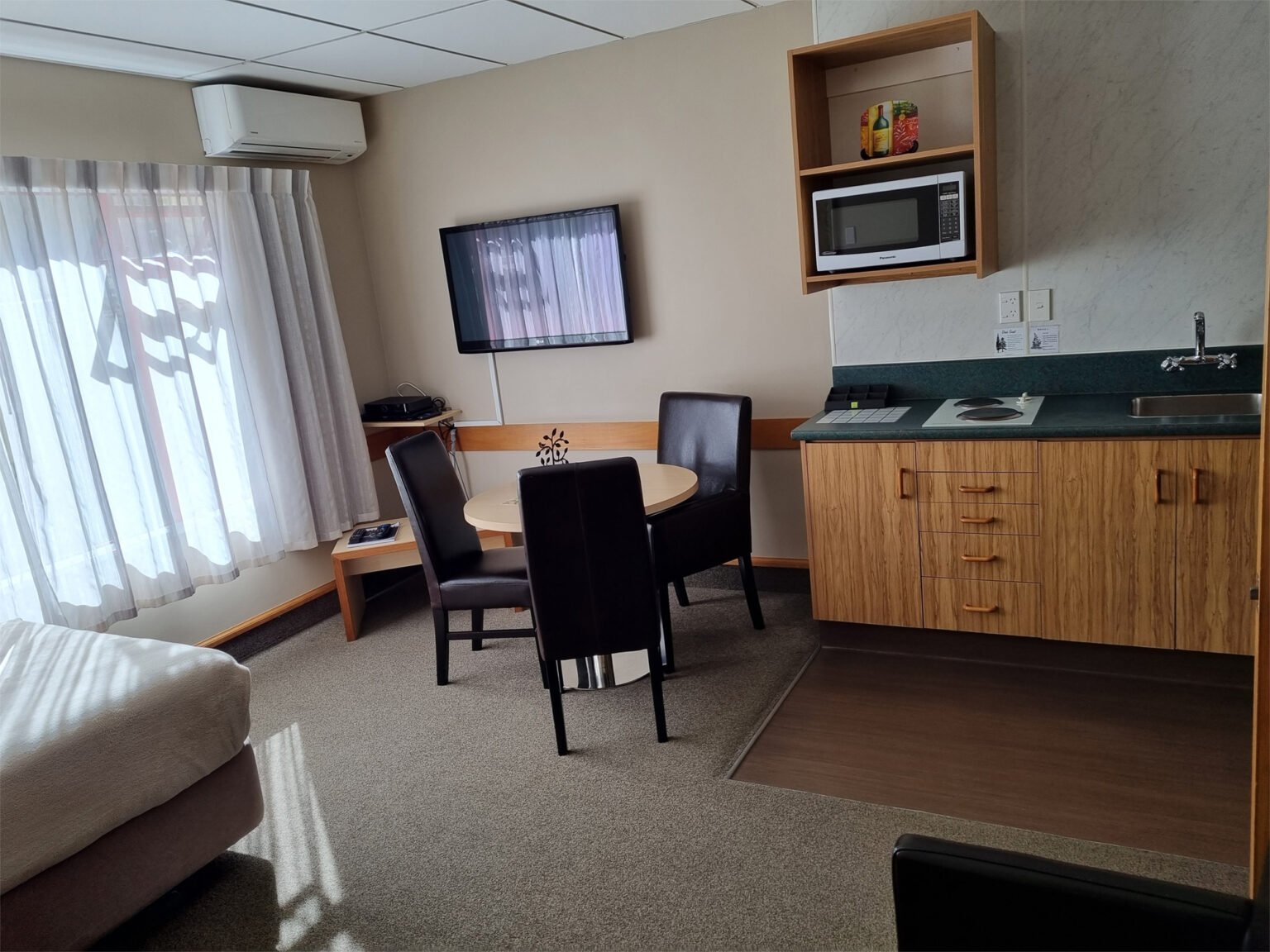 Amross Court Motor Lodge Christchurch City NZ Online Travel