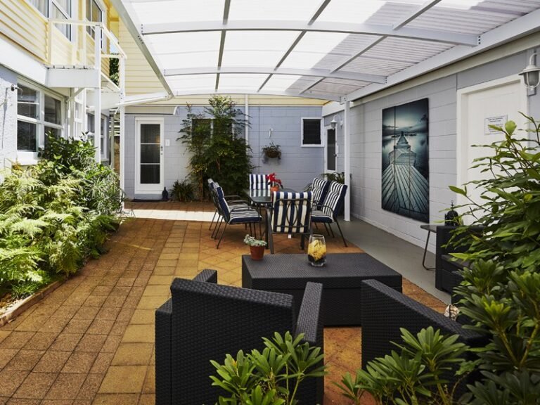 courtyard tauranga accommodation 768x576