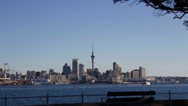 devonport waterfront hotel 768x432