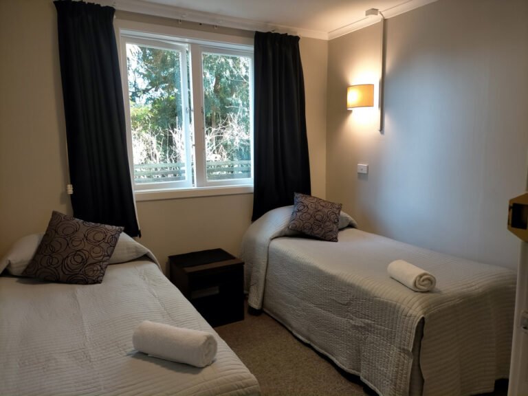 exclusive use accommodation invercargill 768x576