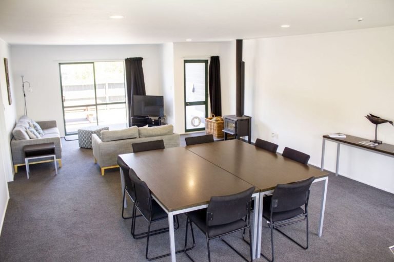 group accommodation marinborough 768x512