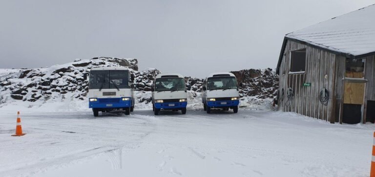 group transport tongariro 768x363