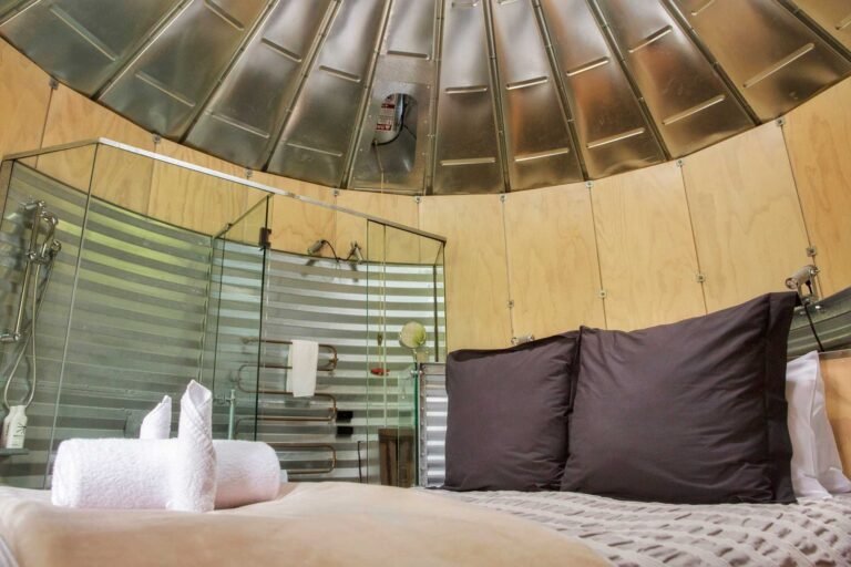 inside silo accommodation nz 768x512