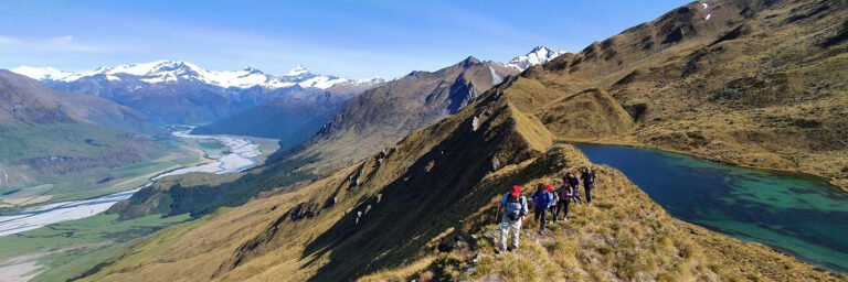 lake wanaka boat tour 768x256