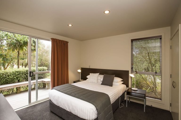 martinborough accommodation 768x512