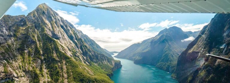 milford sound flight 768x280