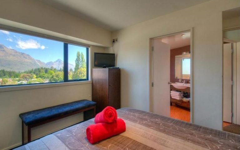 motel queenstown 768x480