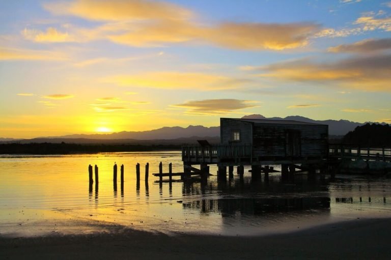 okarito boat tour 768x512