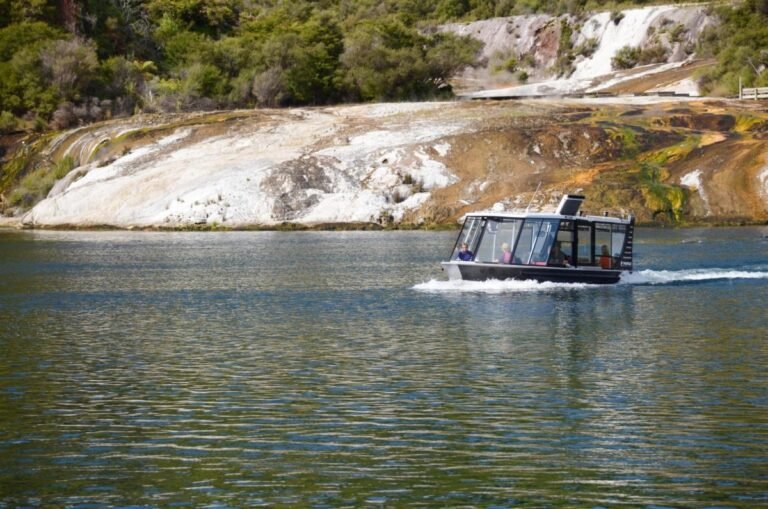 orakei korako 768x509