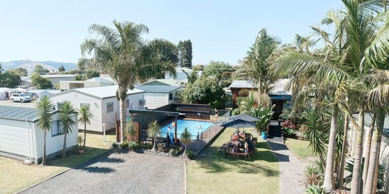 pool whitianga holiday park 768x384