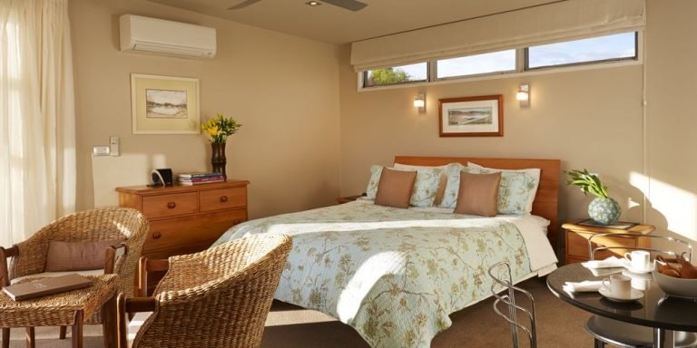 tasman bed breakfast 768x384