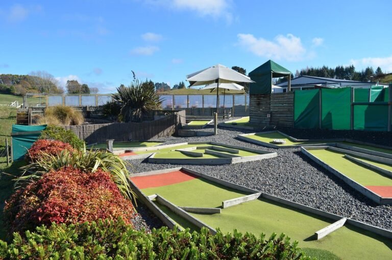 taupo mini golf 768x509