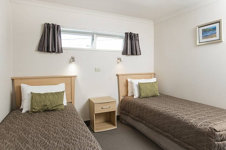 waterfront hotel gisborne 768x512