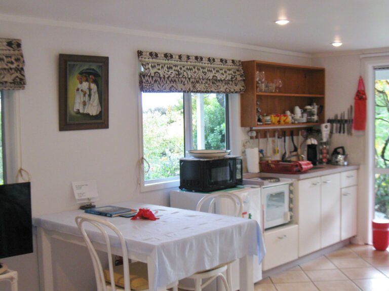 accommodation russell nz 768x574