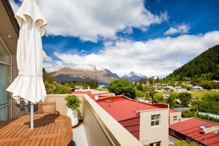 cranbury court queenstown 768x512