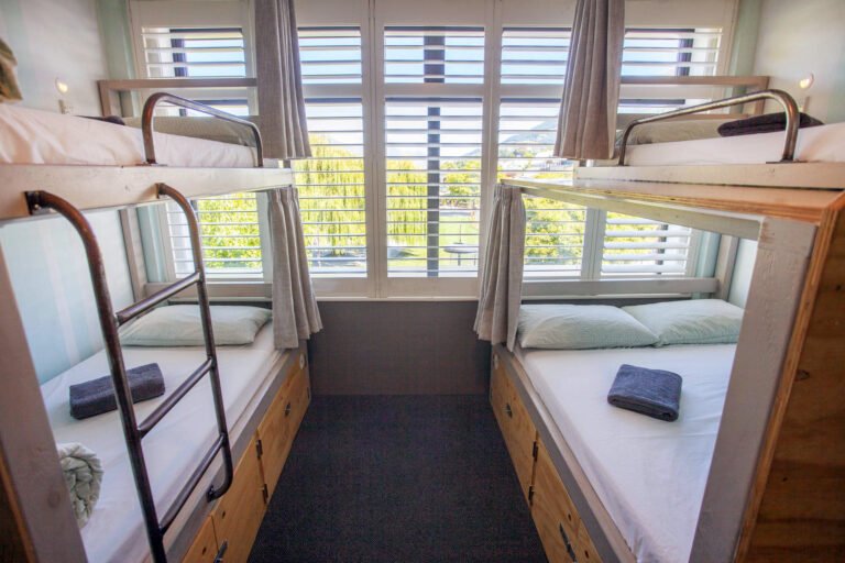 dorm room queenstown lakefront 768x512