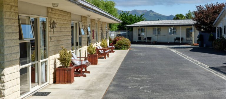 esplanade motels gore 768x336