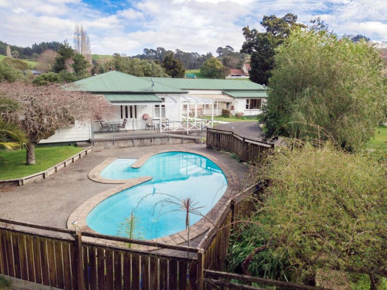 group venue tauranga 768x575