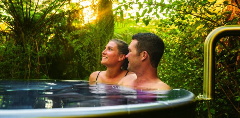 waiho hot tubs franz 768x378