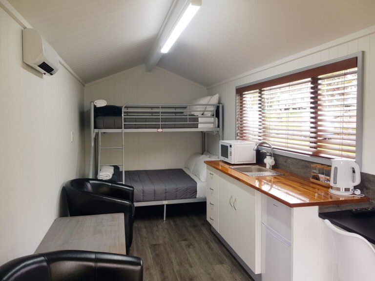 Cabin Accommodaiton Clutha River 768x576