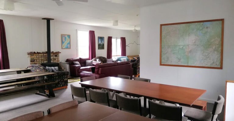 Group lodge National Park Village 768x399