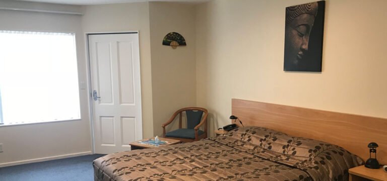 Nelson beach accommodation 768x360