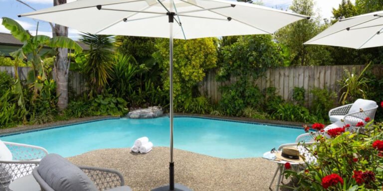 Pool Pohara accommodation 768x384