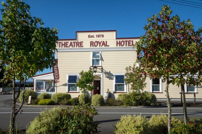 Theatre Royal Hotel Kumara 768x512