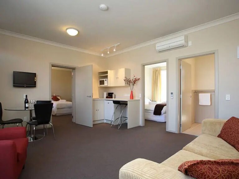 family room Ranfurly NZ 768x576