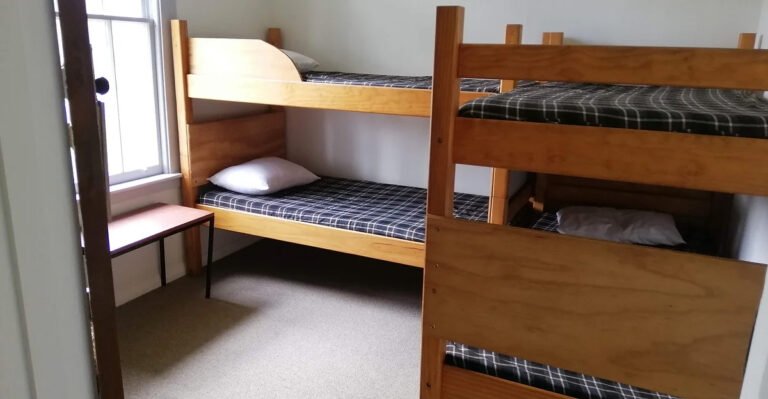 group accommodation tongariro 768x399