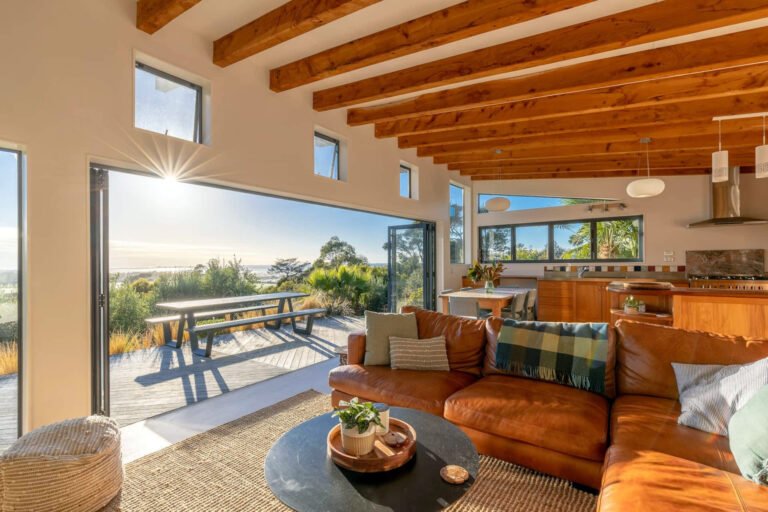 Accommodation Pakawau NZ 768x512