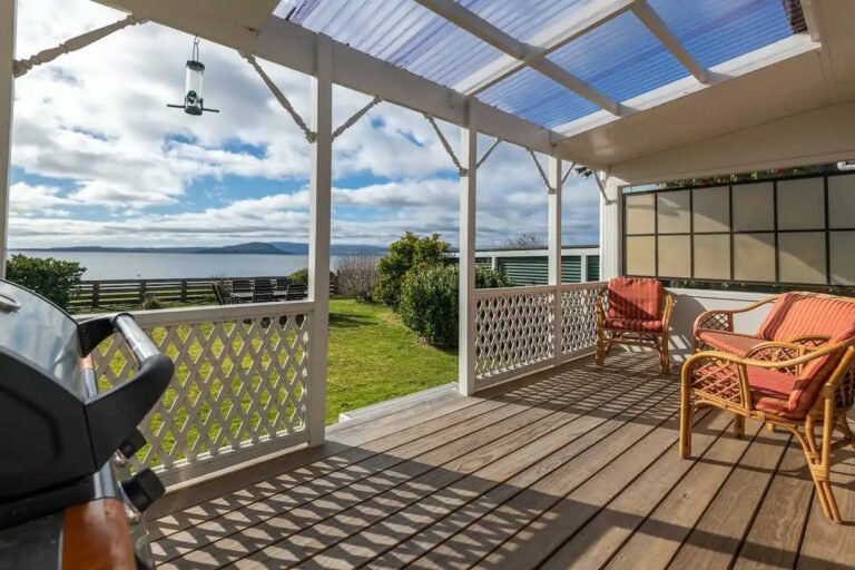 Holiday home Lake Rotorua 768x512