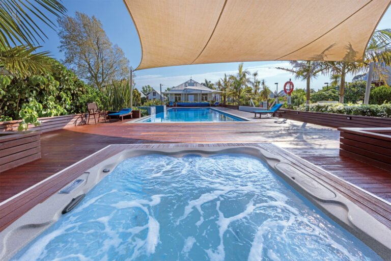 Spa pool Rotorua holiday home 768x512