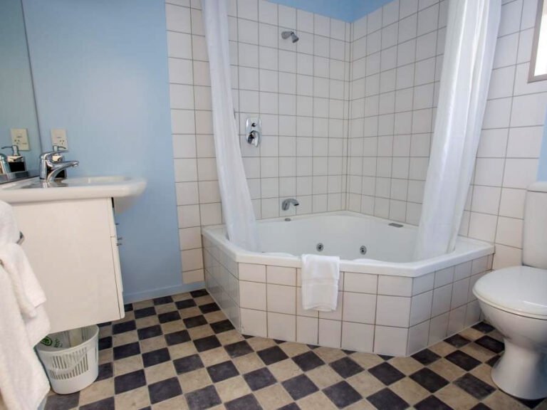 Spa suite Geraldine NZ 768x576