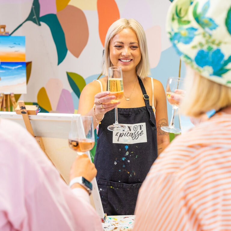 hawkes bay art class 768x768