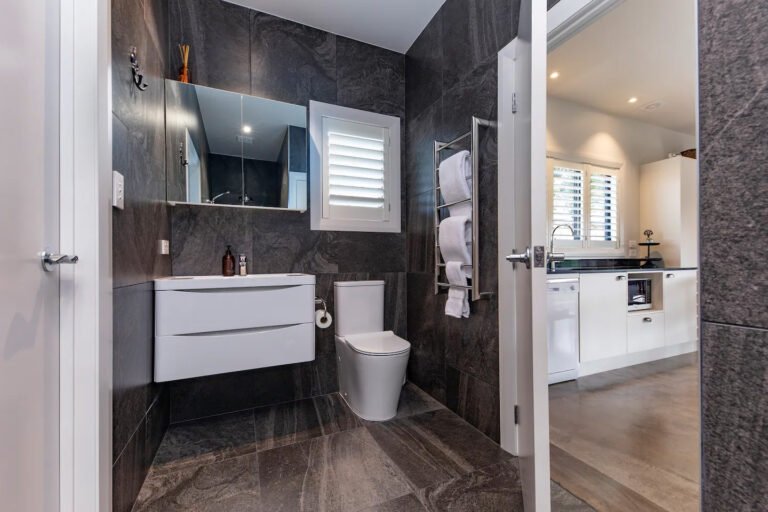 Air BnB Karaka Auckland 768x512