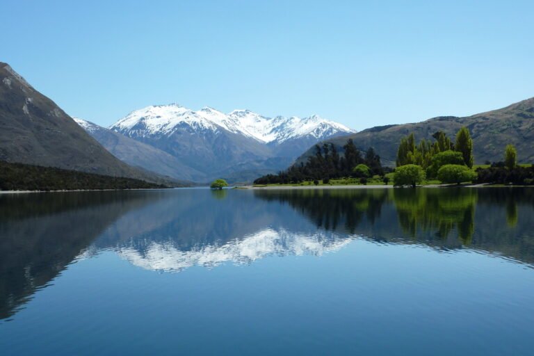 Lake Wanaka accommodation 768x512
