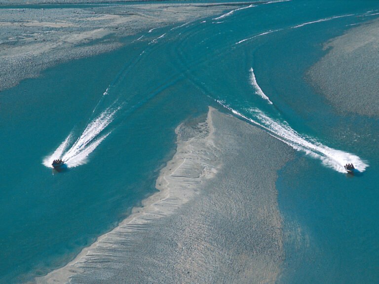 Mt Aspiring jet boat tour 768x576