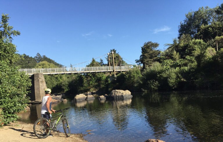 Cycle Karangahake Gorge 768x490