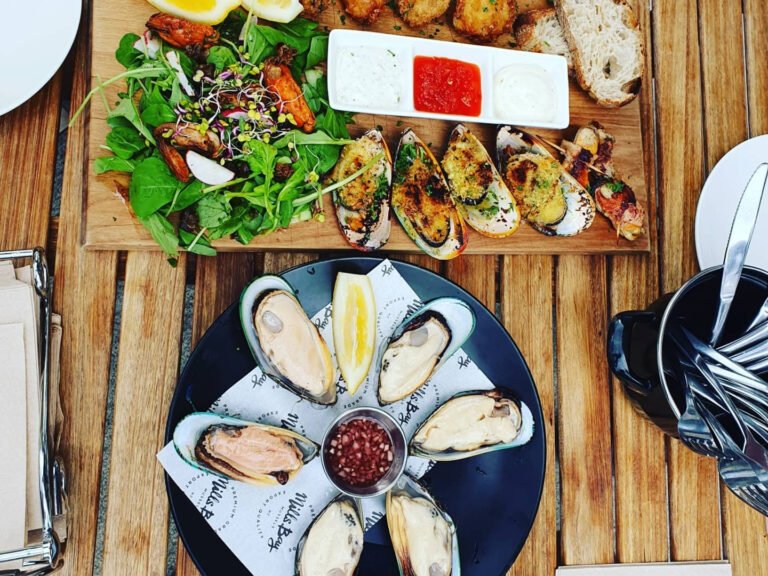 Lunch Marlborough wine tour 768x576