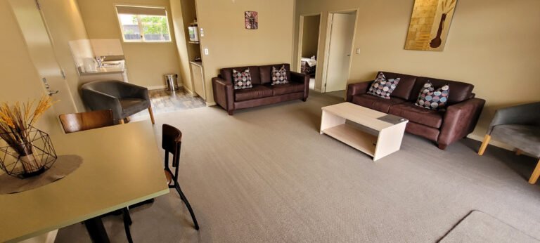 family accommodation omarama 768x346