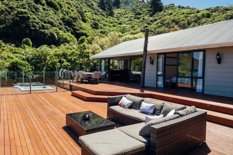 Holiday home Queen Charlotte Sound 768x512